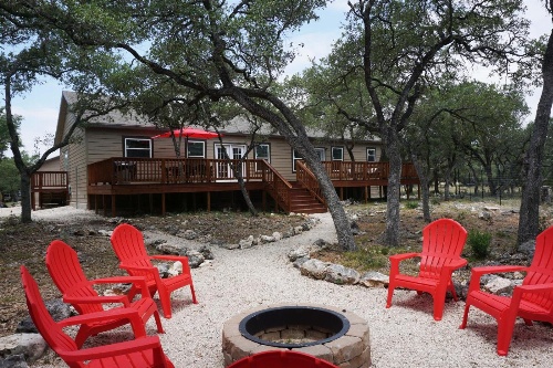 Clear Creek Lake House image 1