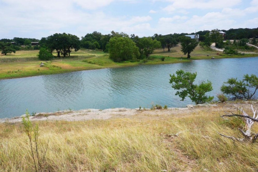Clear Creek Lake House Image 21